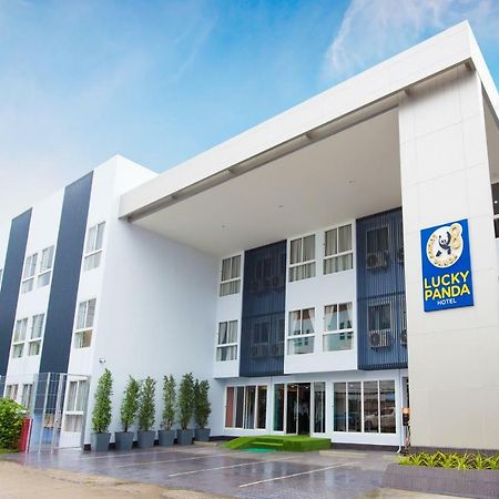 Lucky Panda Hotel Chiang Mai Luaran gambar